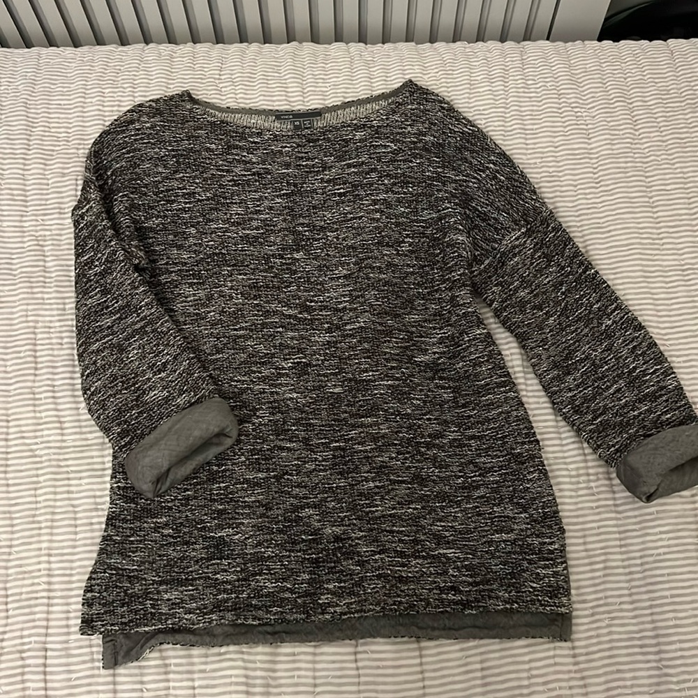 Vince knit top - size xs